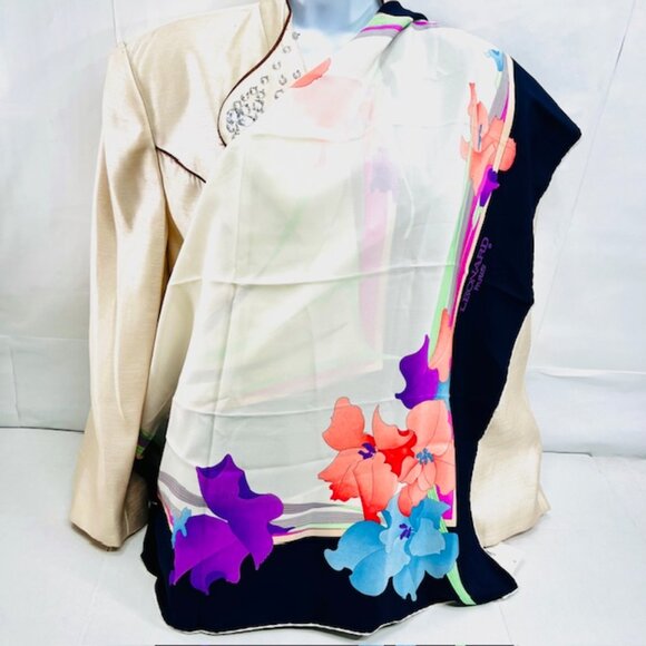 Leonard Paris 100% Silk Scarf 33" Ivery Blue pink purple green floral (79 - Picture 10 of 15